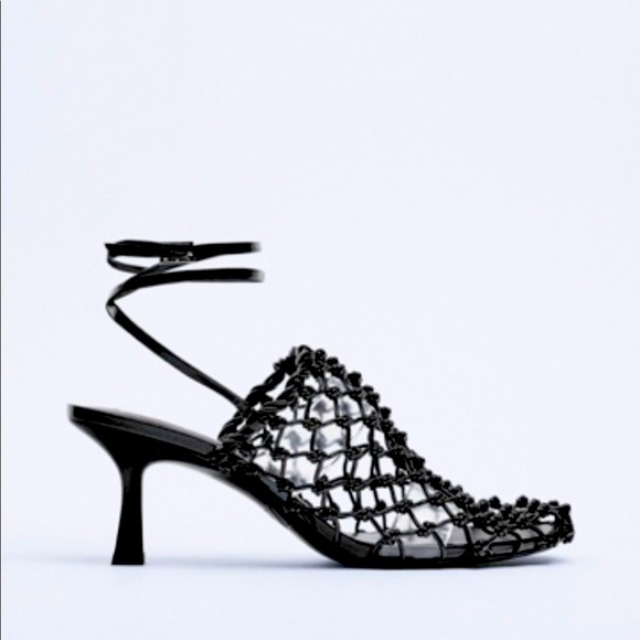 NWT Zara Knotted Mesh Heeled Sandals in Black